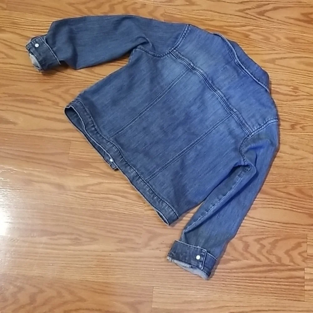 Gymboree jean jacket size 10/12‎